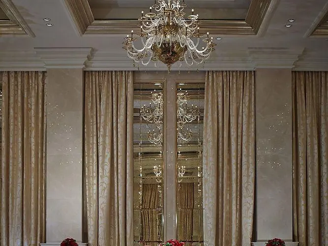 The Ritz-carlton, 5*