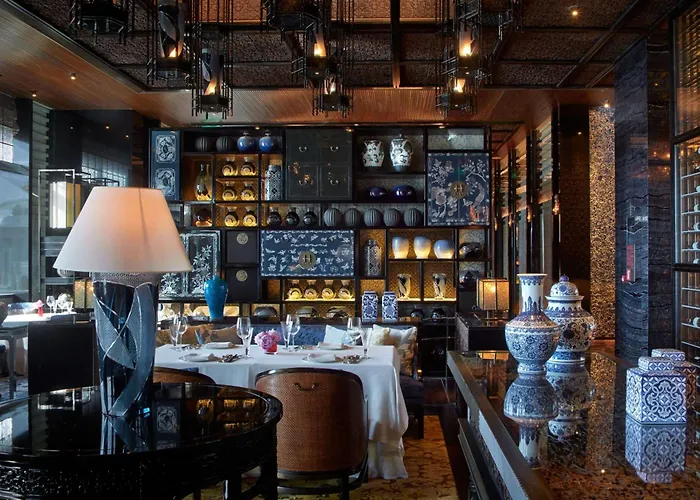 The Ritz-carlton, Hotel