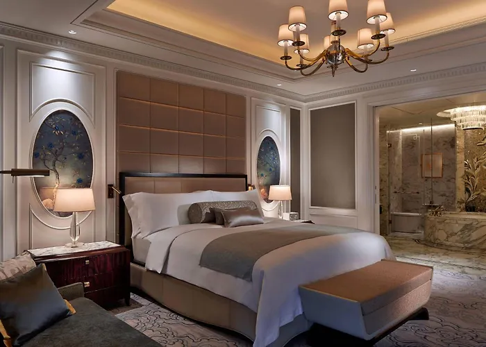 Hotel The Ritz-carlton, 5*