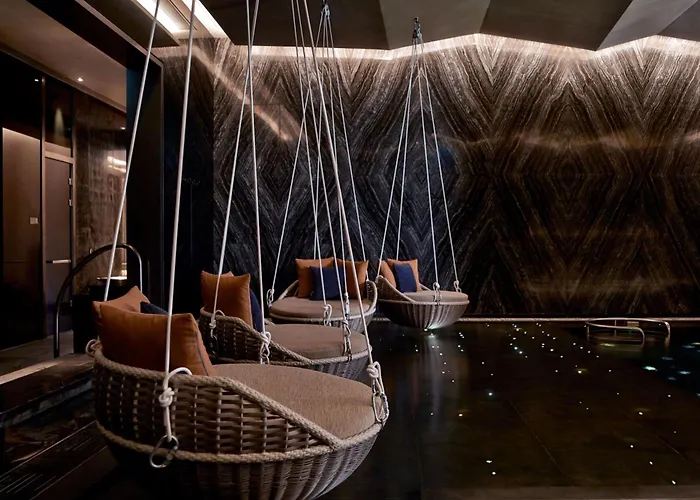 The Ritz-carlton, Hotel 5*