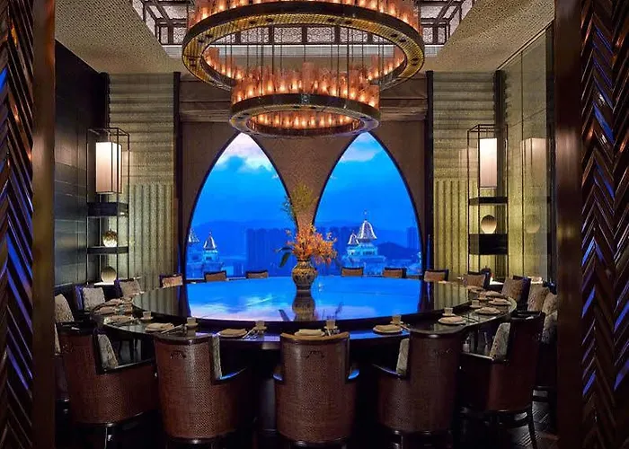 Hotel The Ritz-carlton, 5*