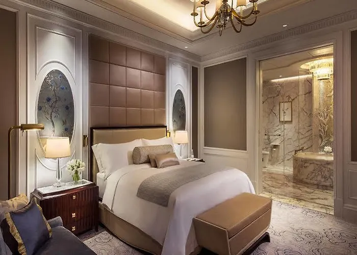 The Ritz-carlton, Hotel 5*